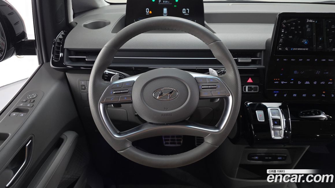 Hyundai Staria 2023