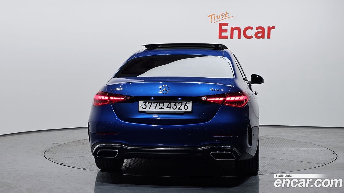Mercedes-Benz C-Class 2023