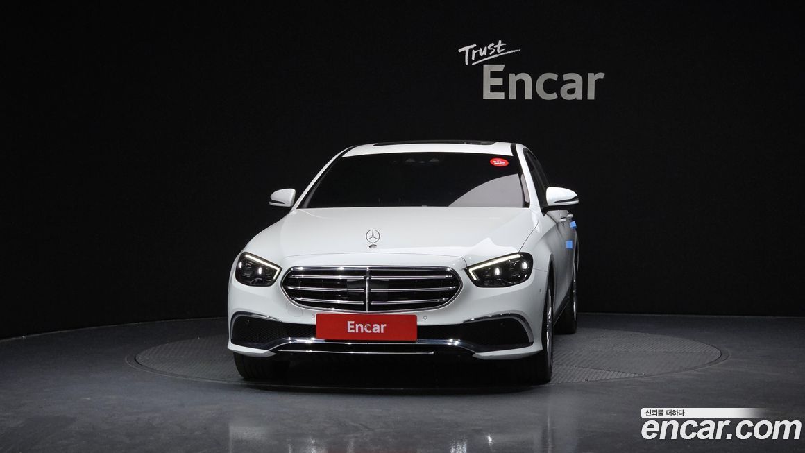 Mercedes-Benz E-Class 2021