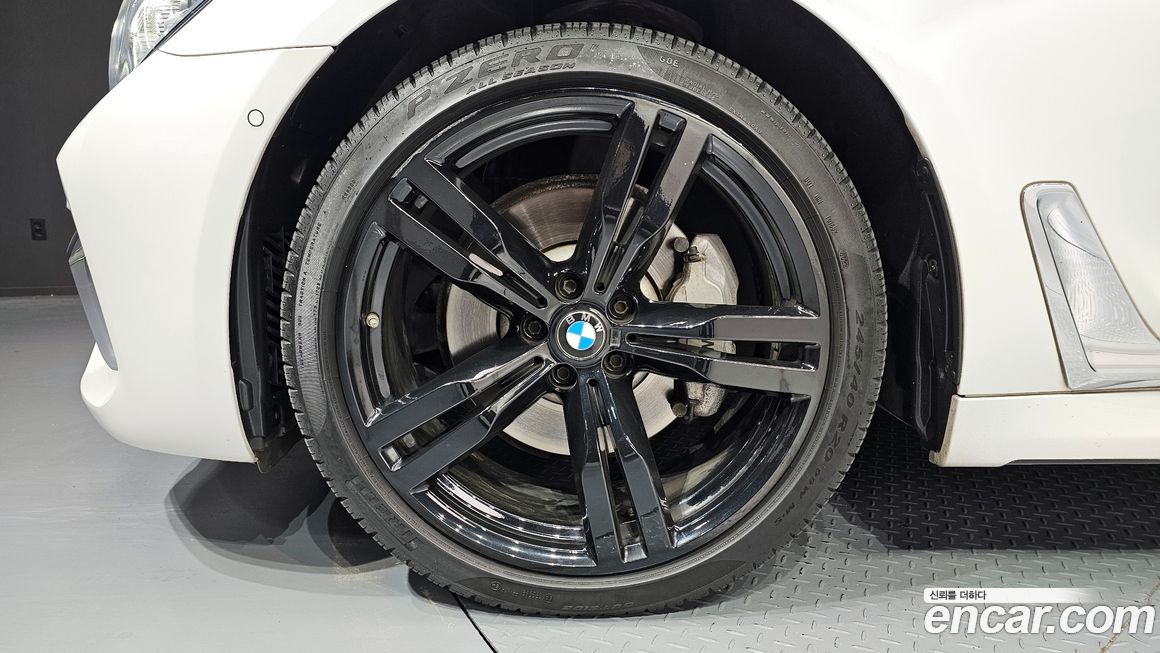 BMW 7-Series 2018