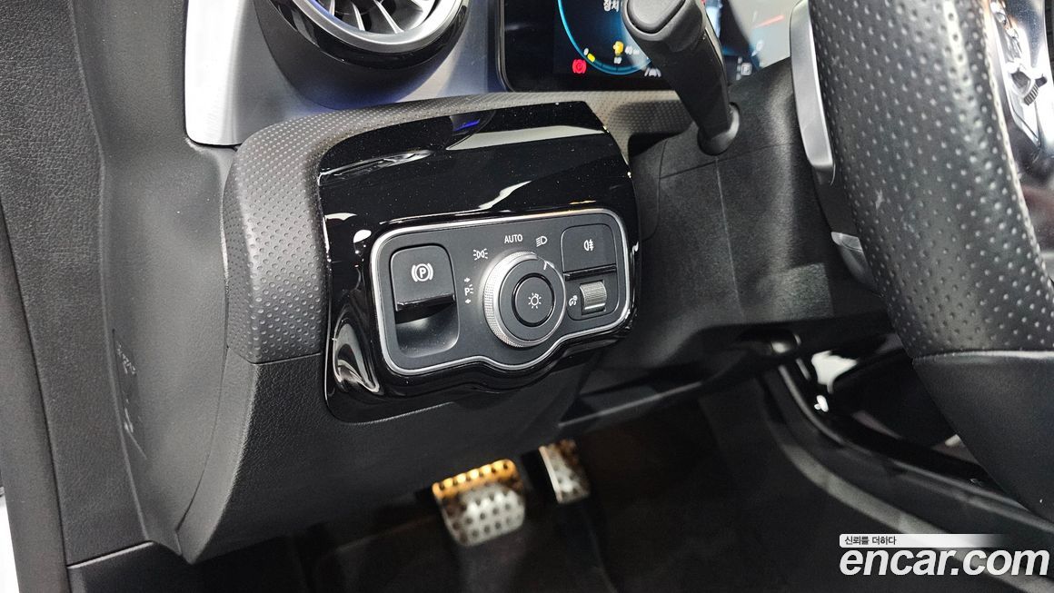 Mercedes-Benz CLA-Class 2022