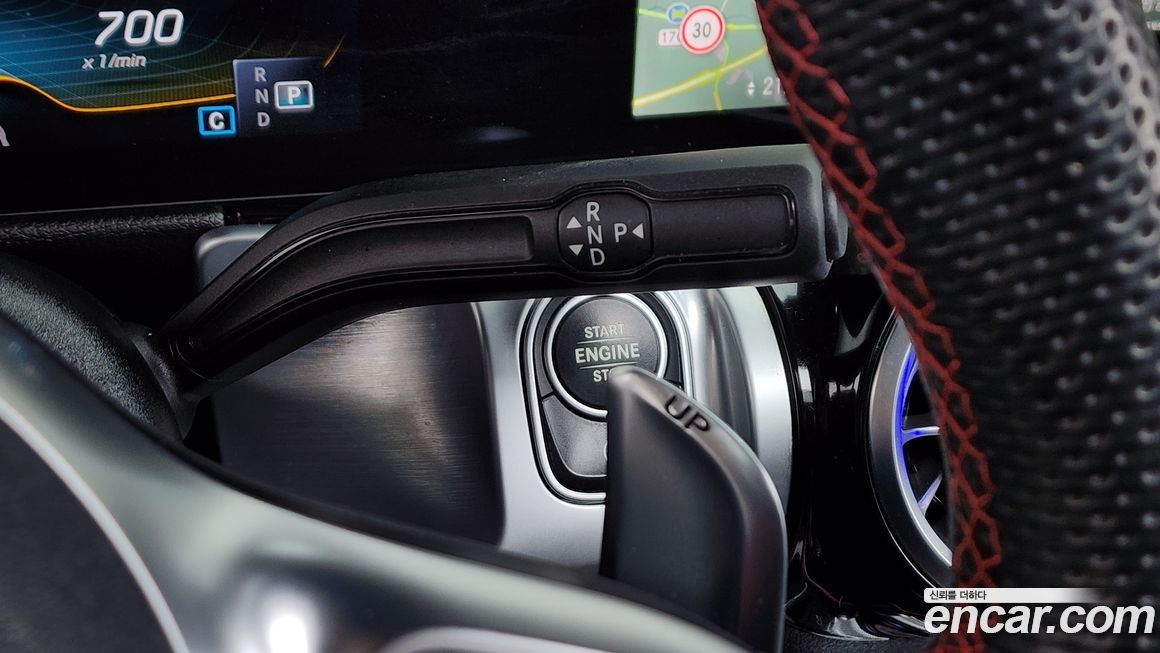 Mercedes-Benz GLB-Class 2022