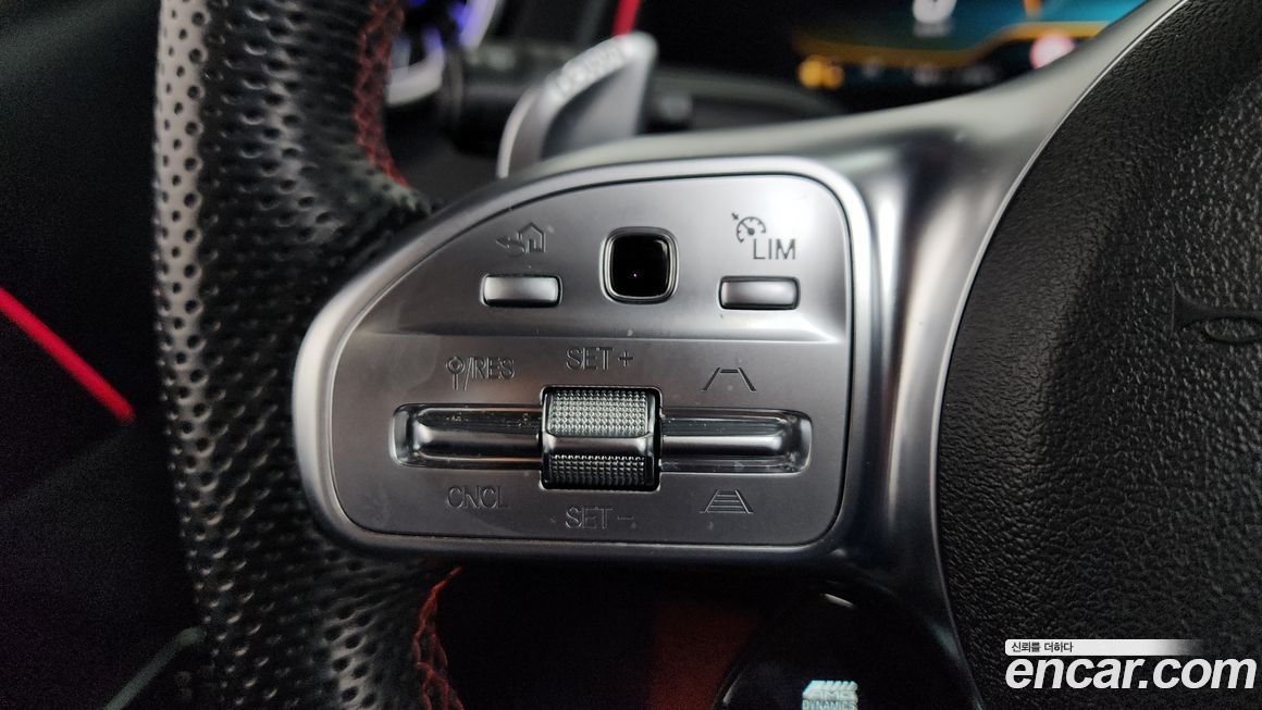 Mercedes-Benz GLB-Class 2022