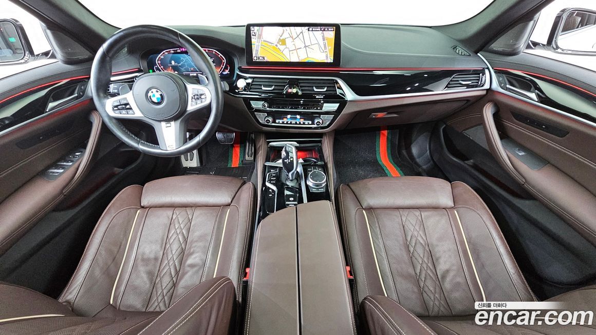BMW 5-Series 2023
