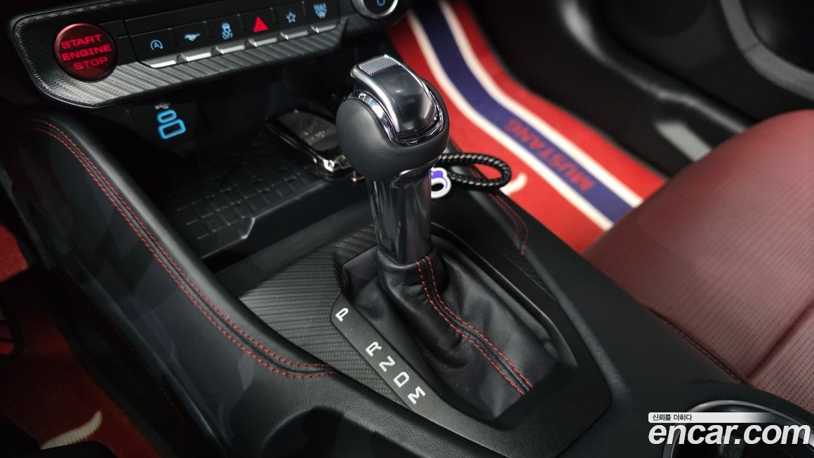 Ford Mustang 2024