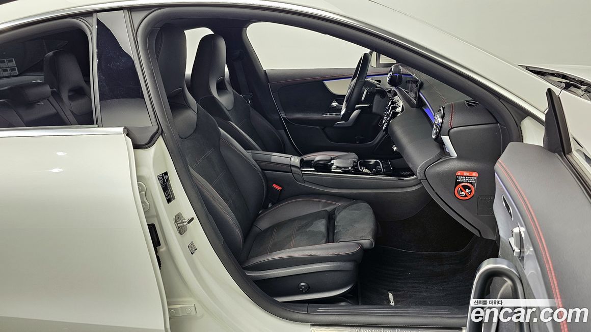 Mercedes-Benz CLA-Class 2023