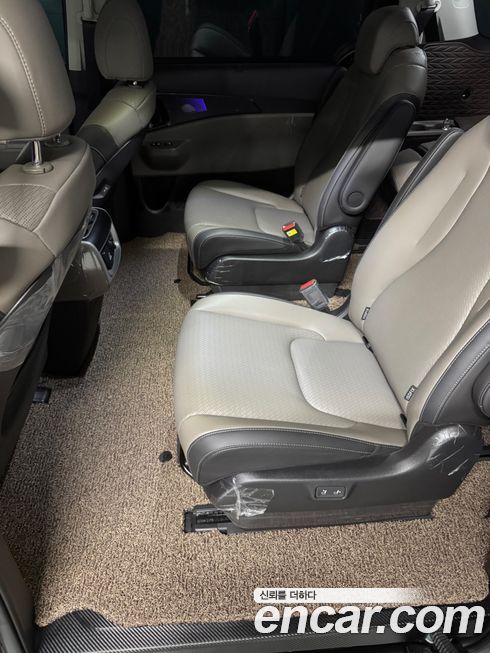 Kia Canival 2025
