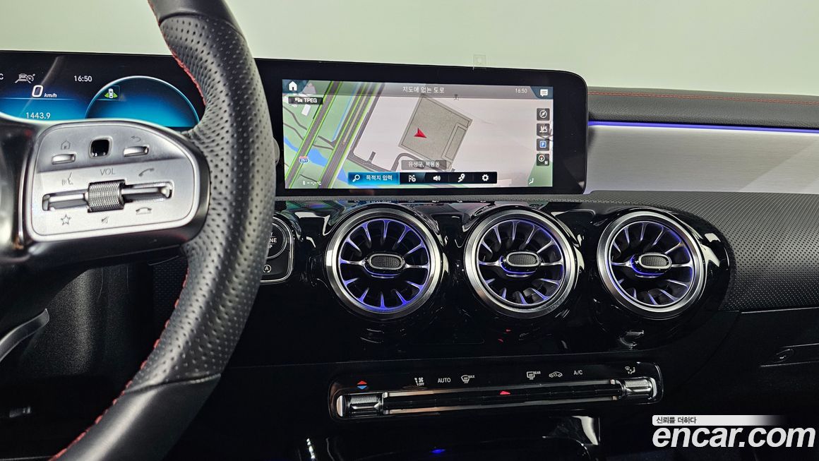 Mercedes-Benz CLA-Class 2023