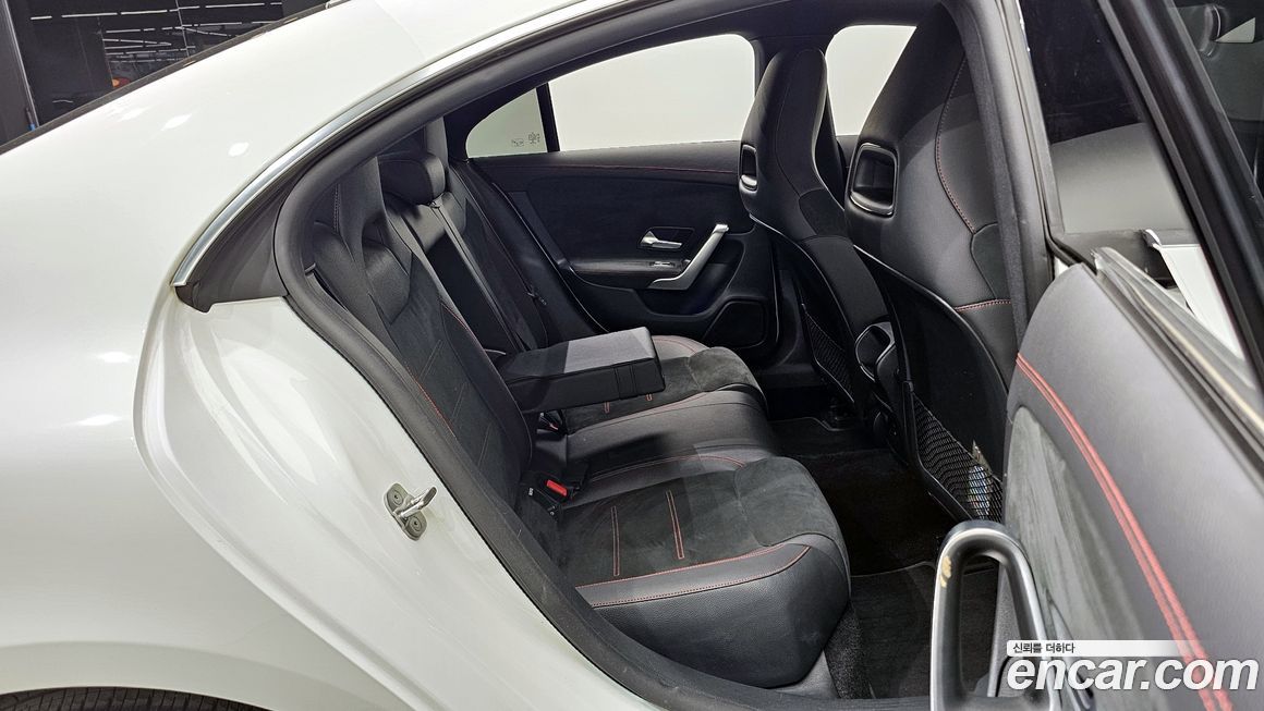 Mercedes-Benz CLA-Class 2023