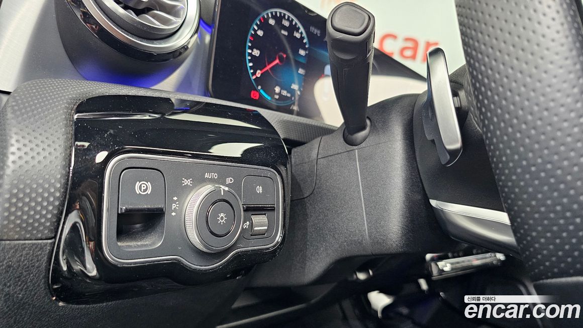 Mercedes-Benz CLA-Class 2023