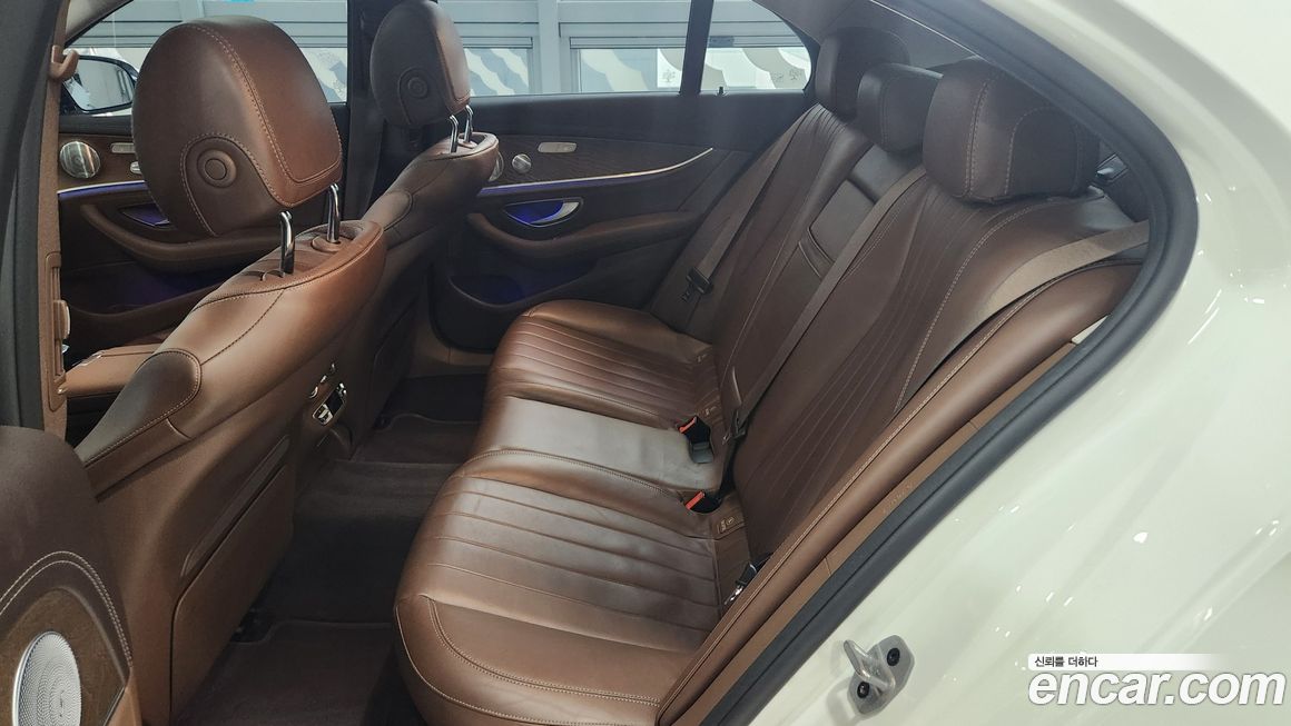 Mercedes-Benz E-Class 2020