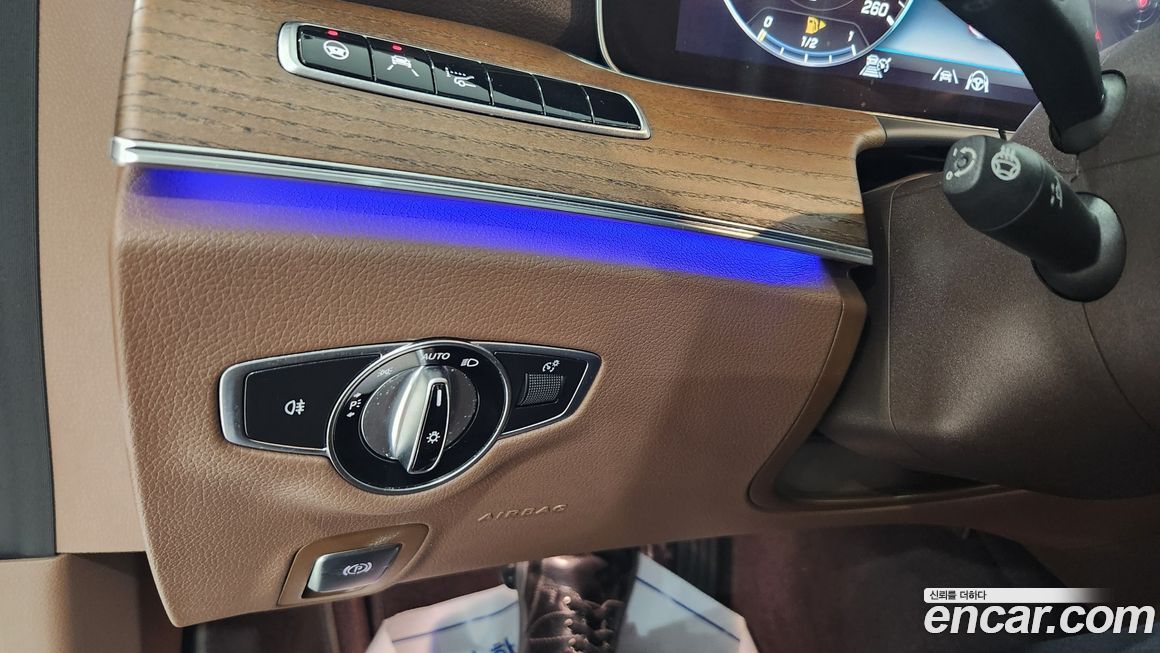 Mercedes-Benz E-Class 2020