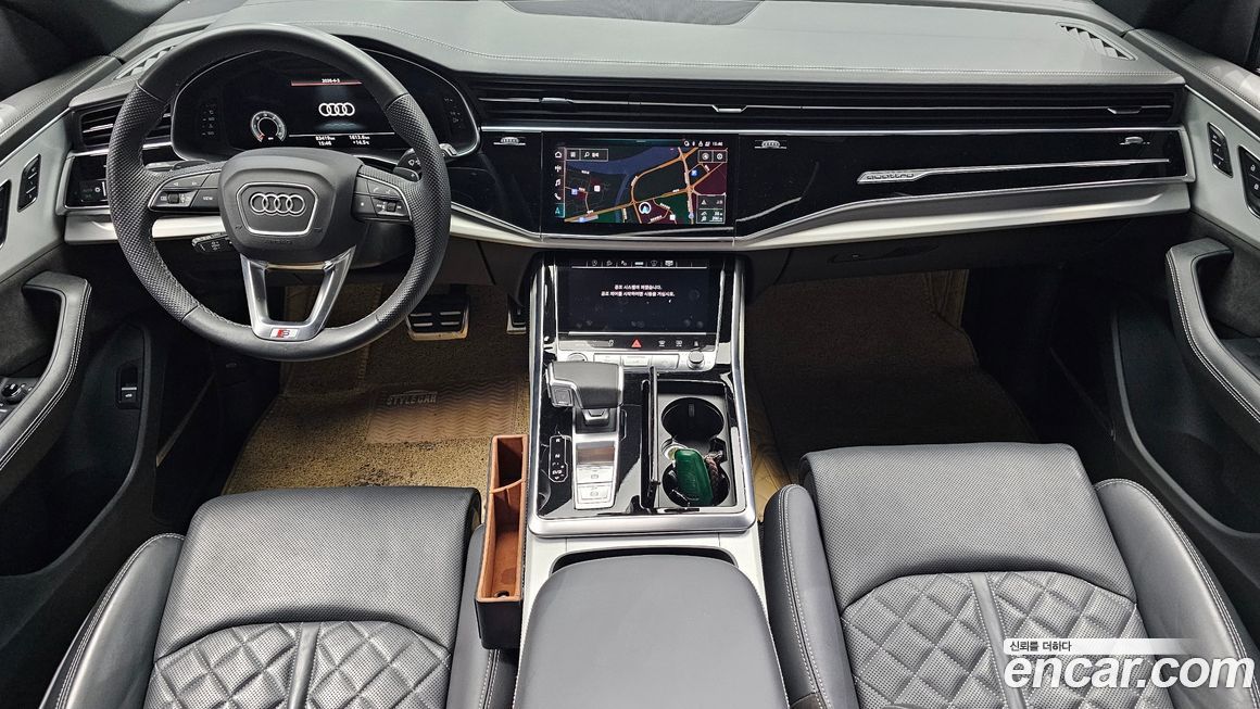 Audi Q8 2021
