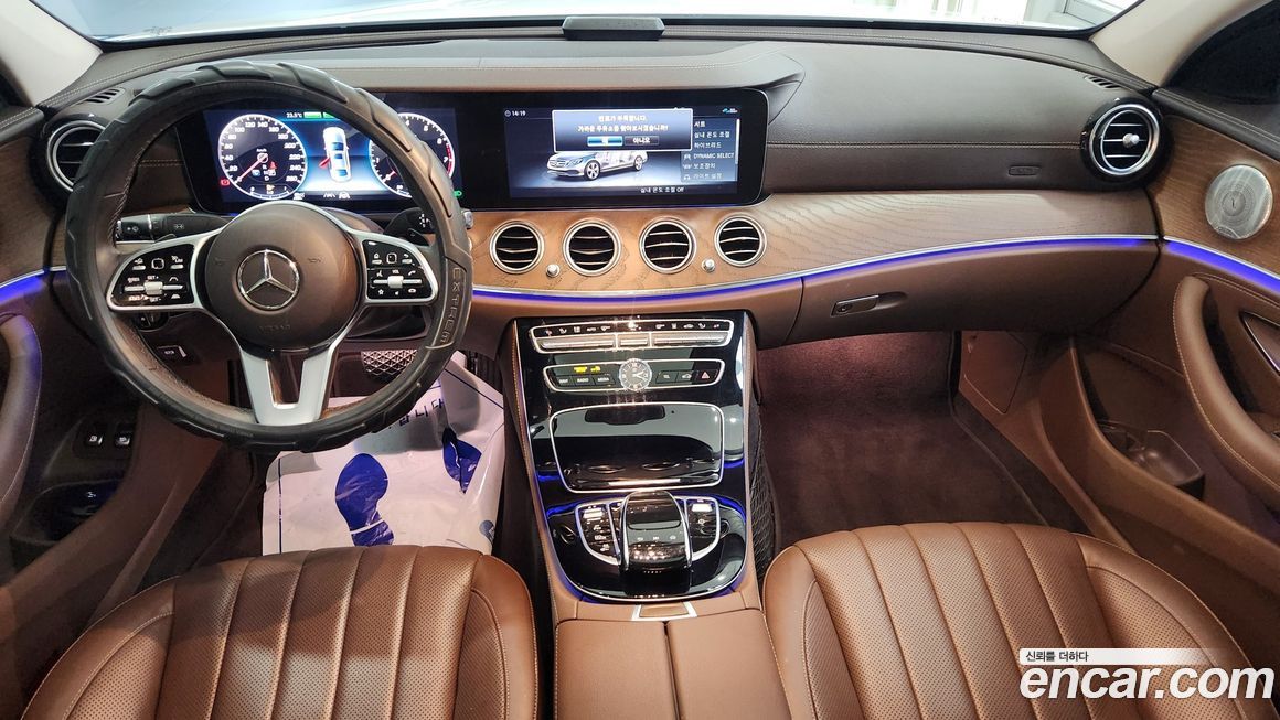 Mercedes-Benz E-Class 2020