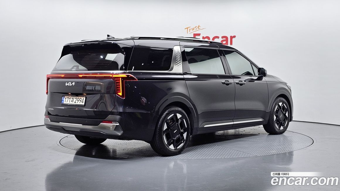 Kia Canival 2024