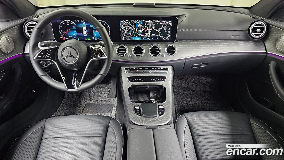 Mercedes-Benz E-Class 2023