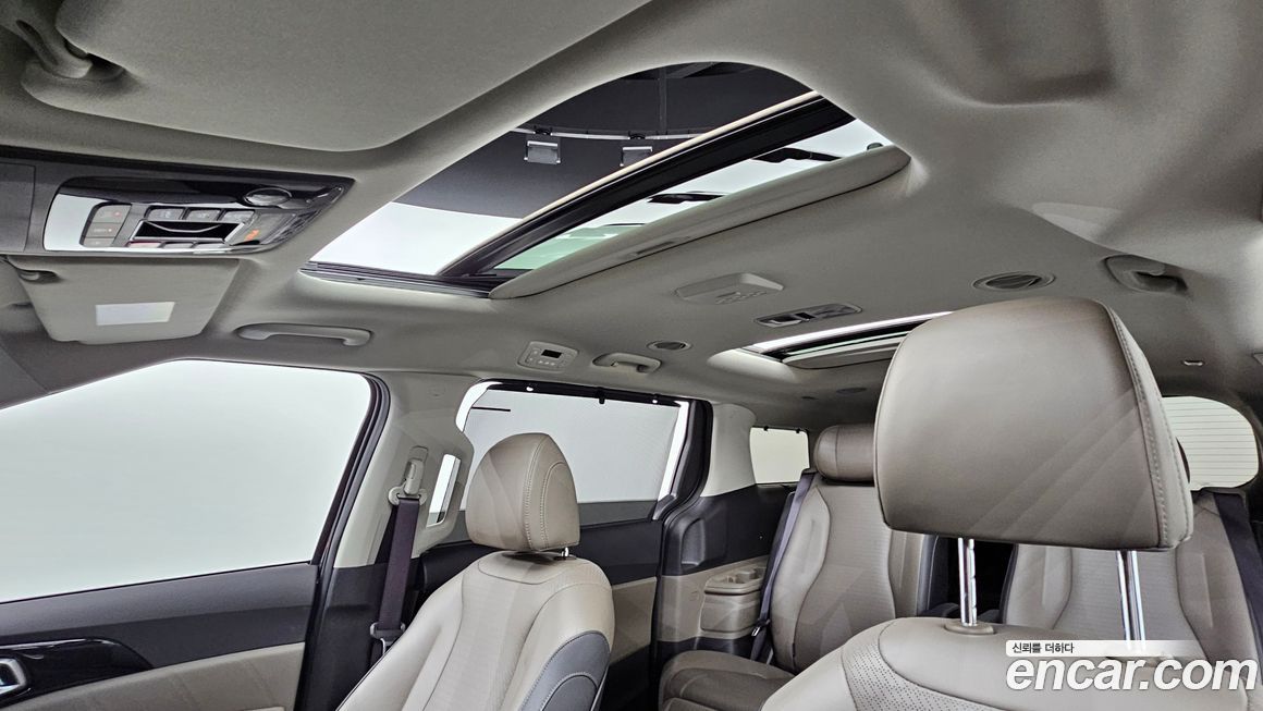 Kia Canival 2024