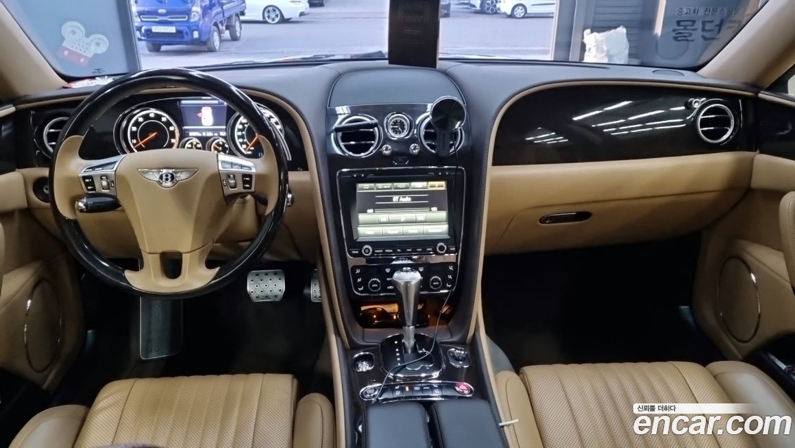 Bentley Flying Spur 2018