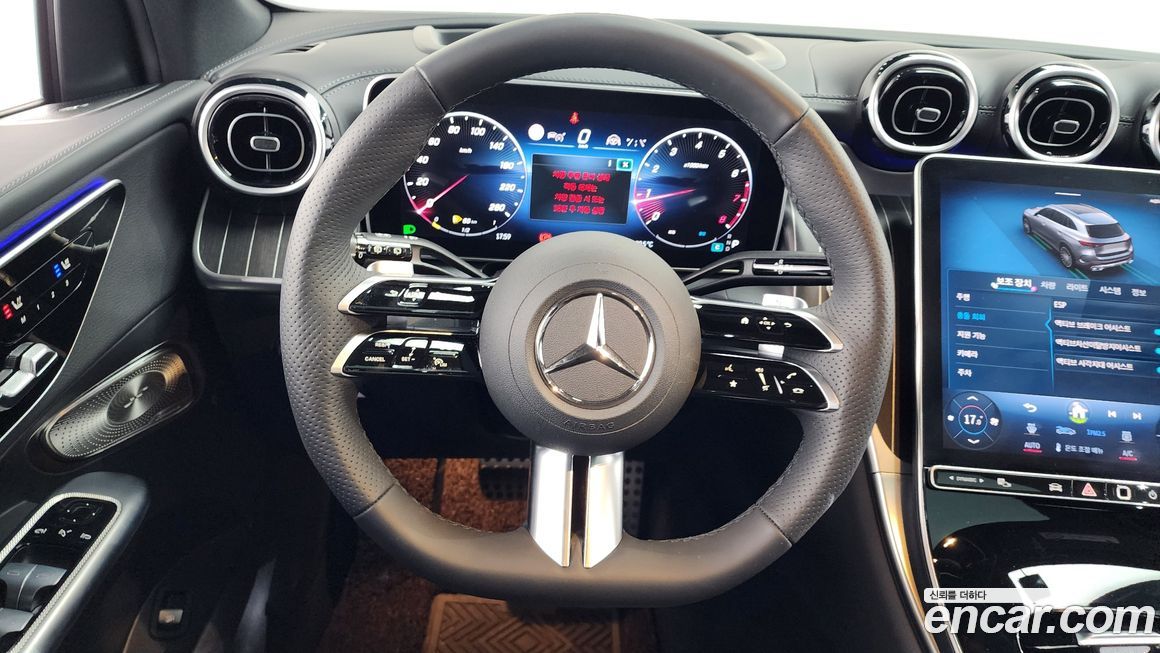 Mercedes-Benz GLC-Class 2024