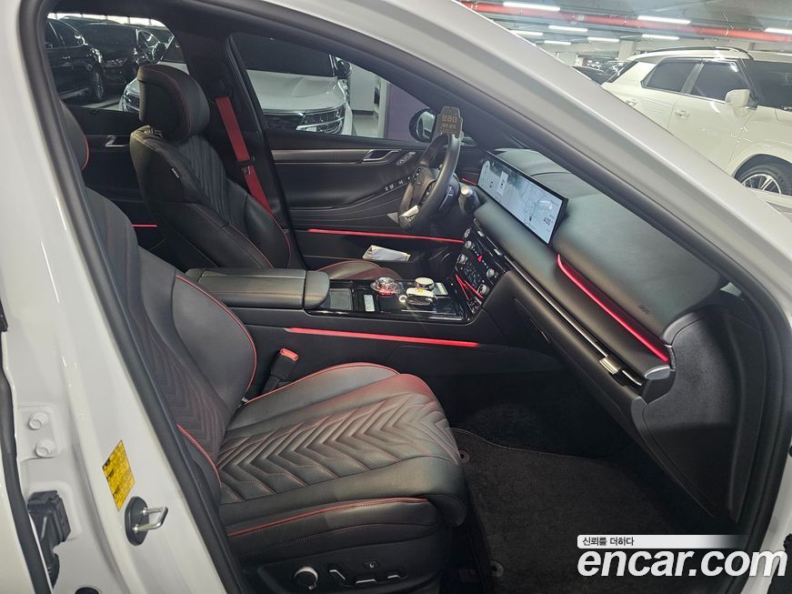 Genesis G80 2025