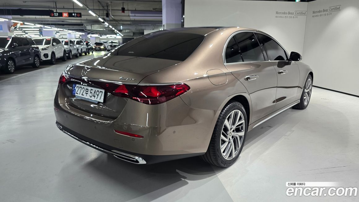 Mercedes-Benz E-Class 2024
