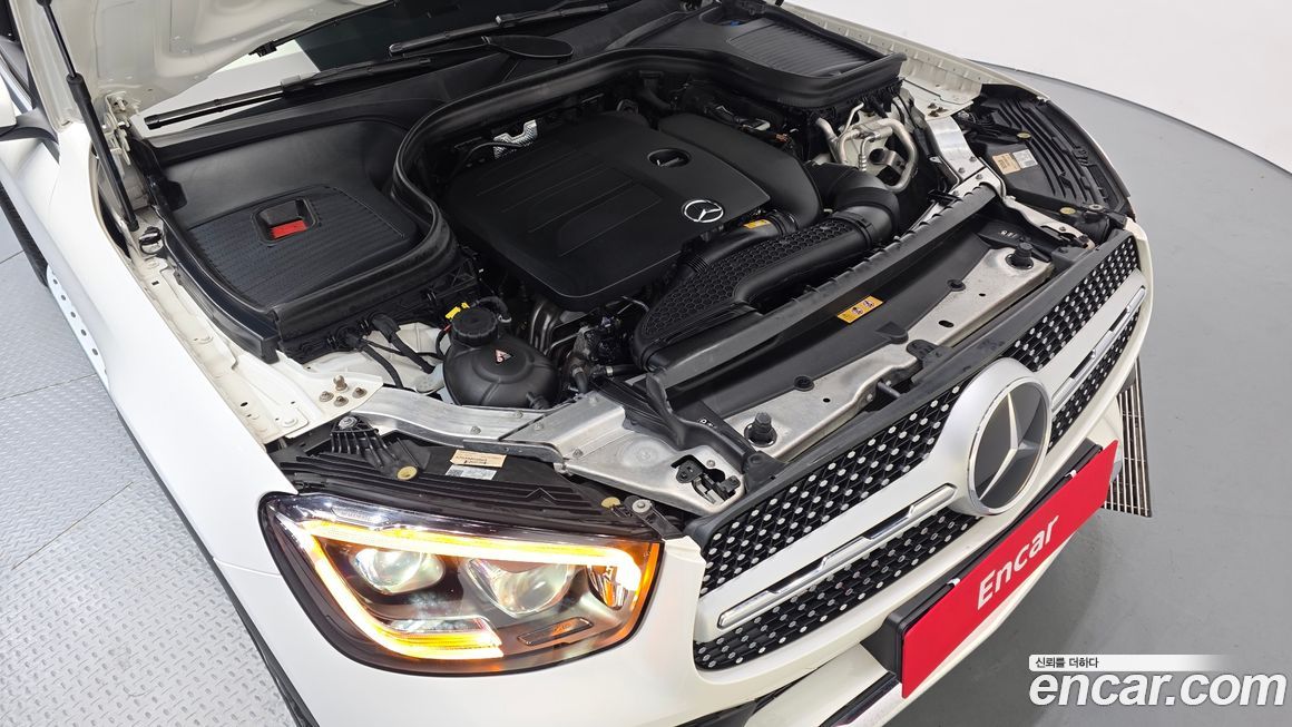 Mercedes-Benz GLC-Class 2021