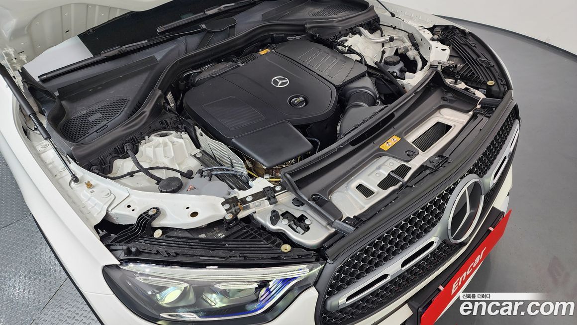 Mercedes-Benz GLC-Class 2024