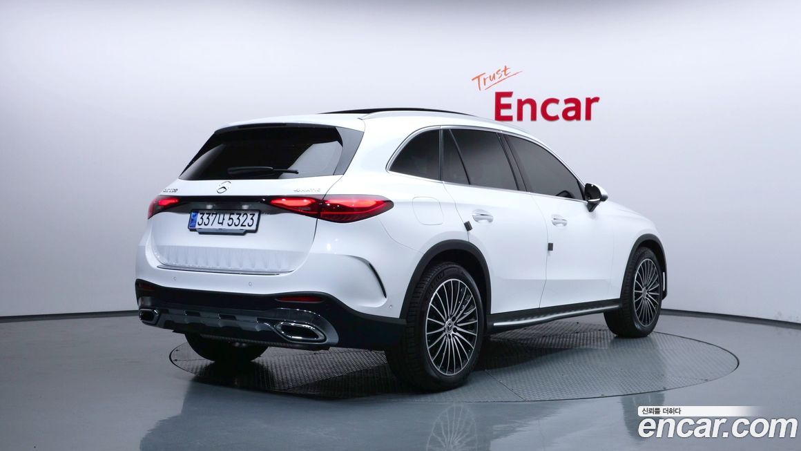 Mercedes-Benz GLC-Class 2024