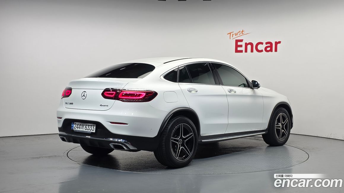 Mercedes-Benz GLC-Class 2021