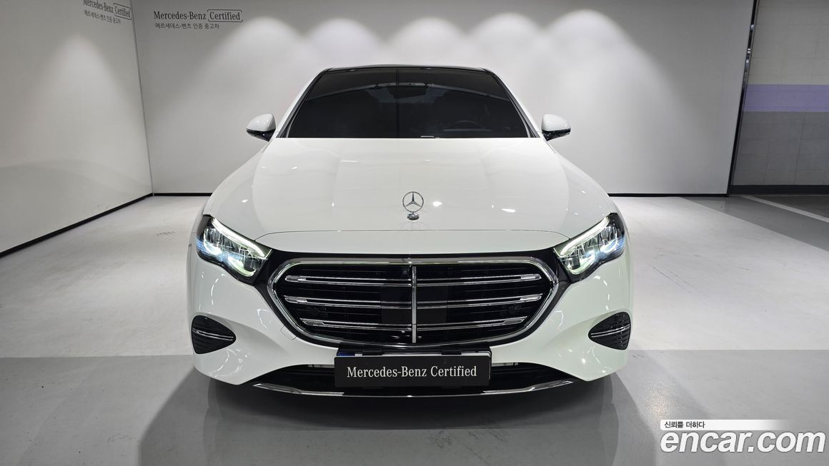 Mercedes-Benz E-Class 2024
