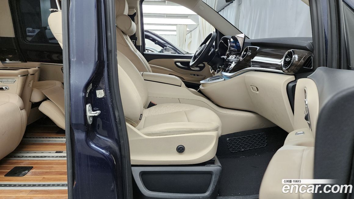 Mercedes-Benz V-Class 2022