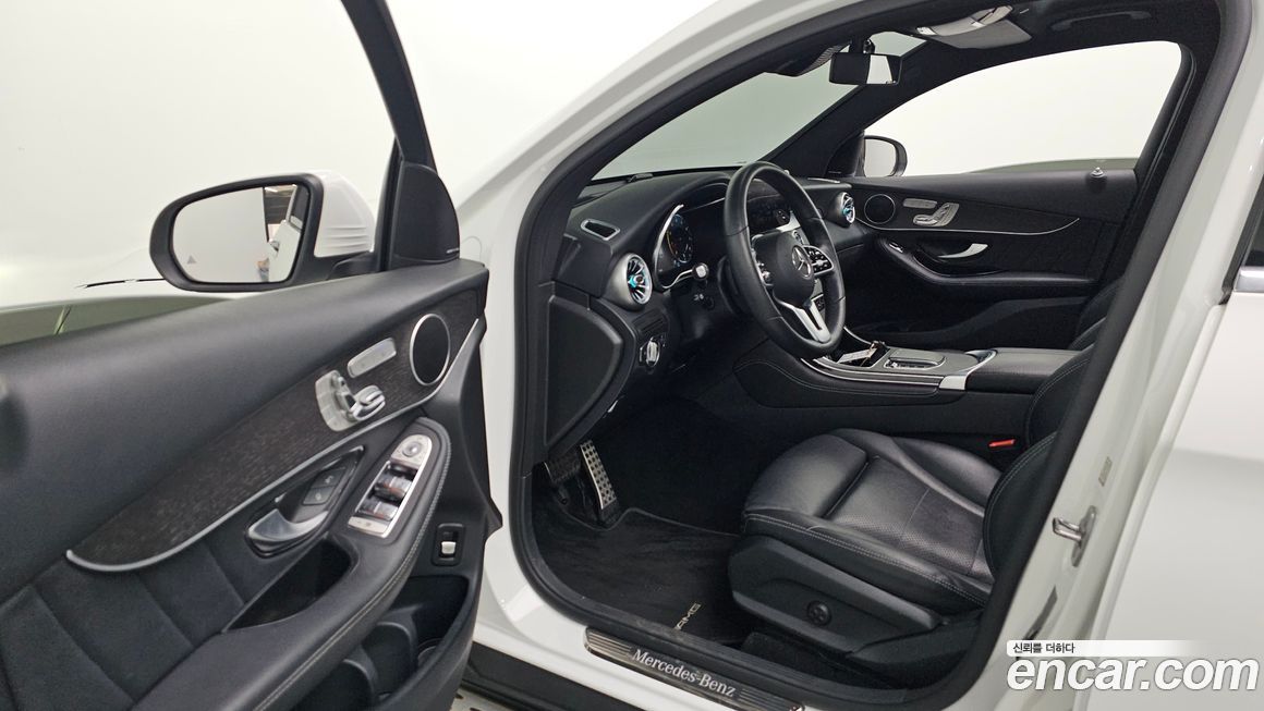 Mercedes-Benz GLC-Class 2020