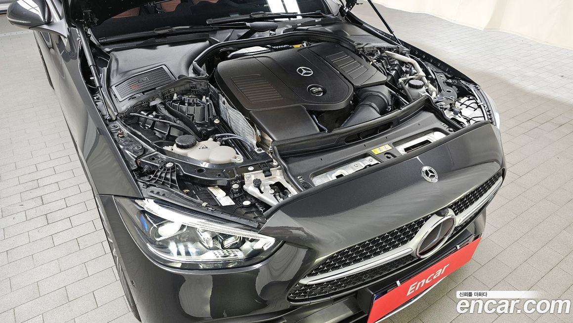 Mercedes-Benz C-Class 2022