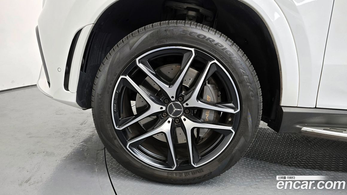 Mercedes-Benz GLE-Class 2022