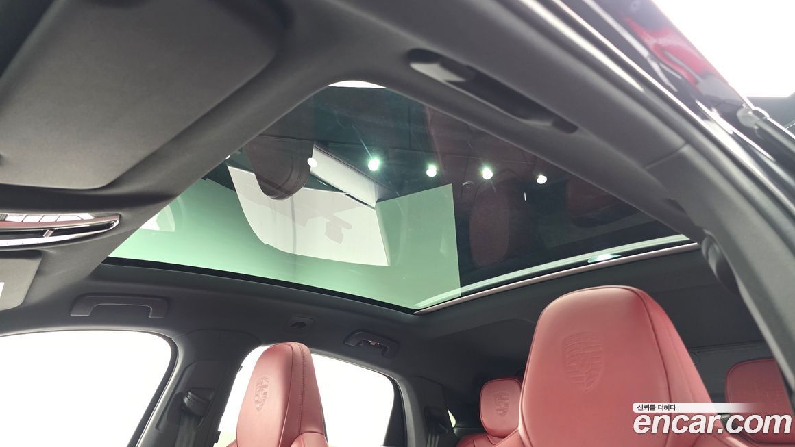 Porsche Cayenne 2021