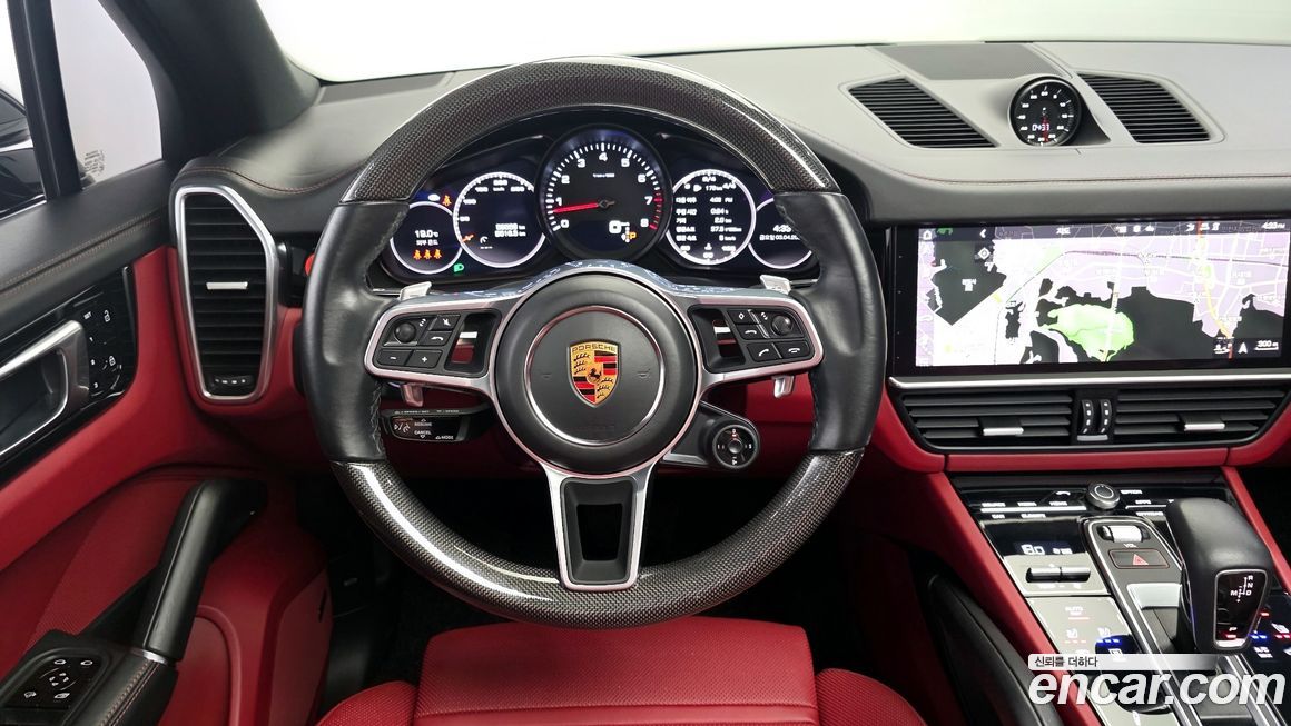 Porsche Cayenne 2021