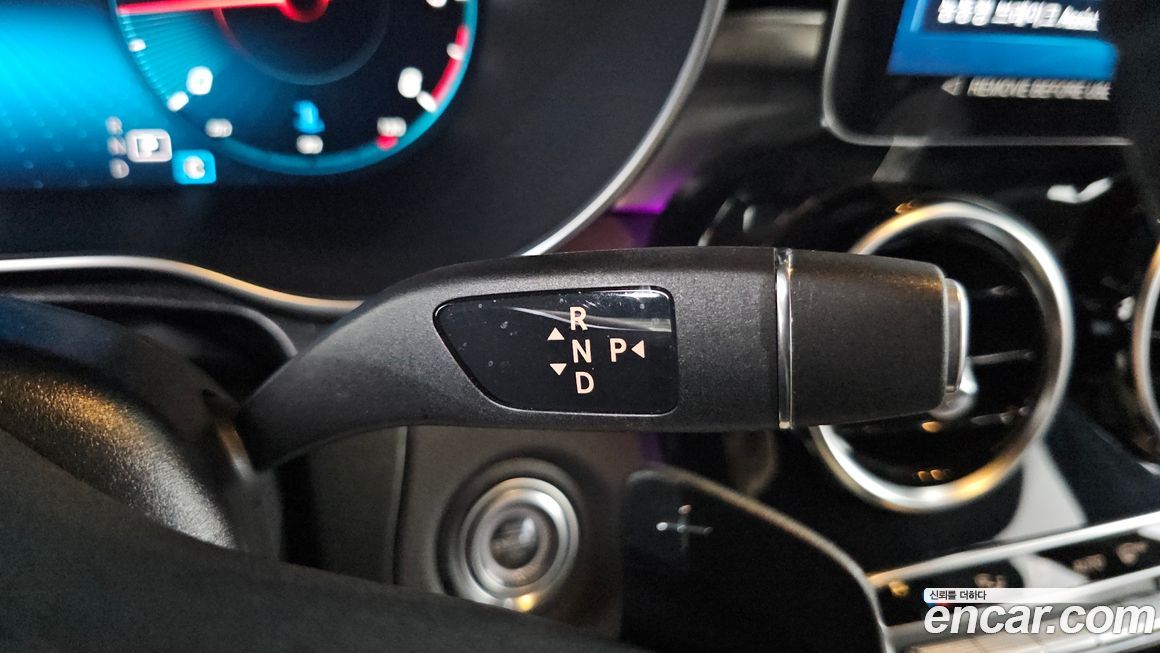 Mercedes-Benz GLC-Class 2022