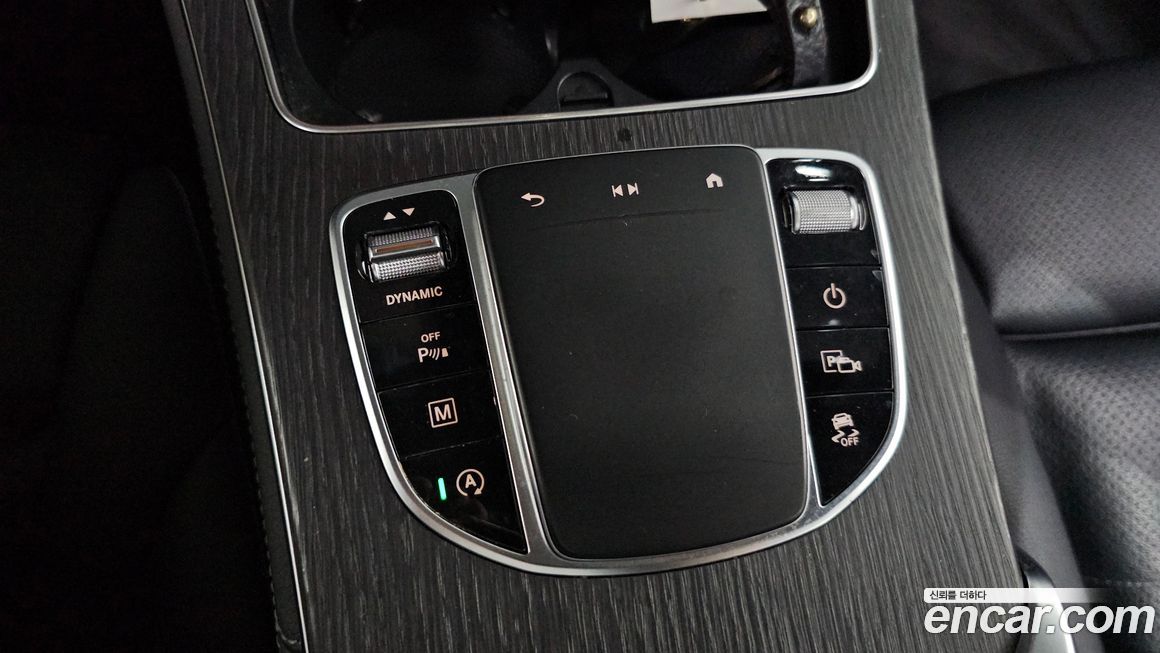 Mercedes-Benz GLC-Class 2020