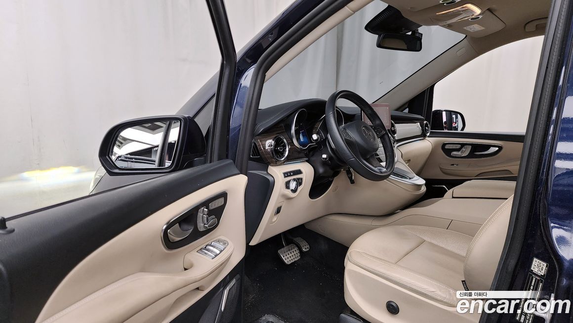 Mercedes-Benz V-Class 2022