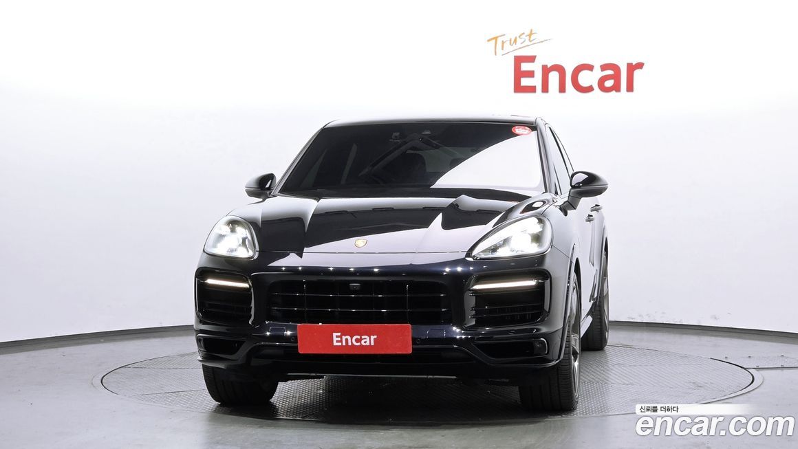 Porsche Cayenne 2021