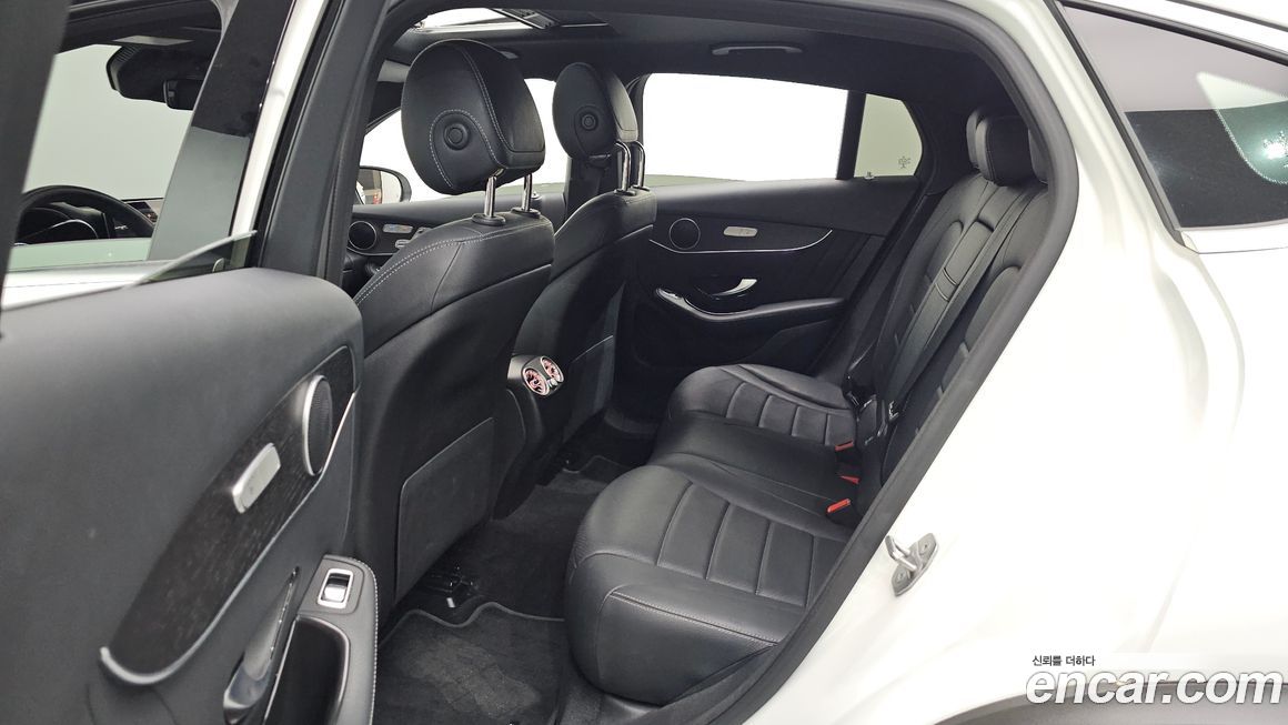 Mercedes-Benz GLC-Class 2020