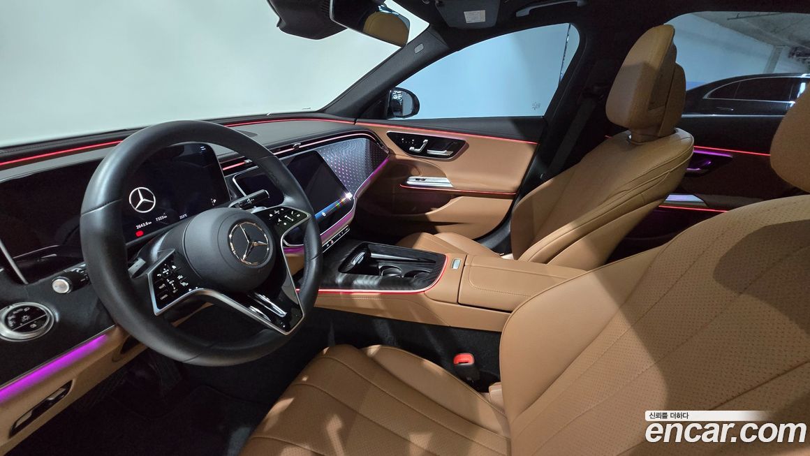 Mercedes-Benz E-Class 2024