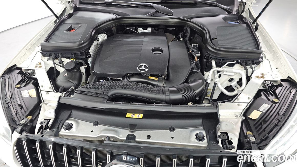 Mercedes-Benz GLC-Class 2020