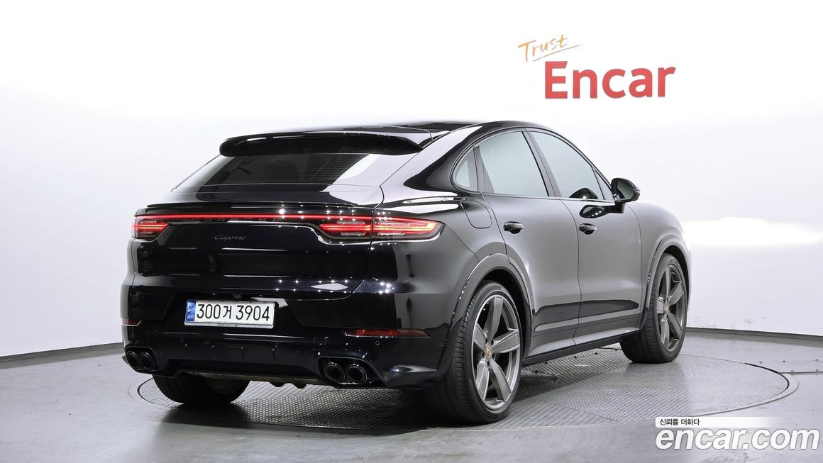 Porsche Cayenne 2021
