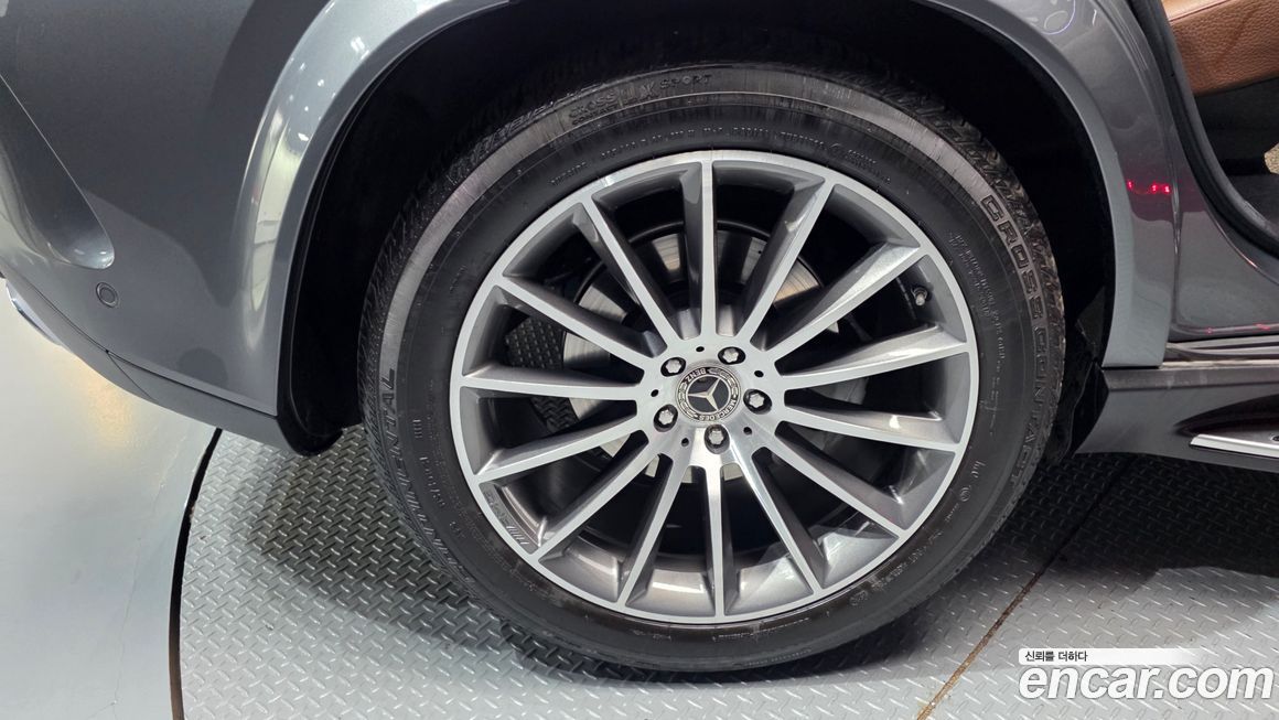 Mercedes-Benz GLE-Class 2023