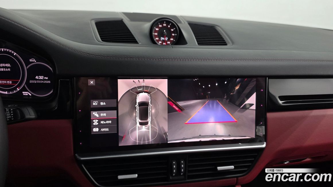 Porsche Cayenne 2021