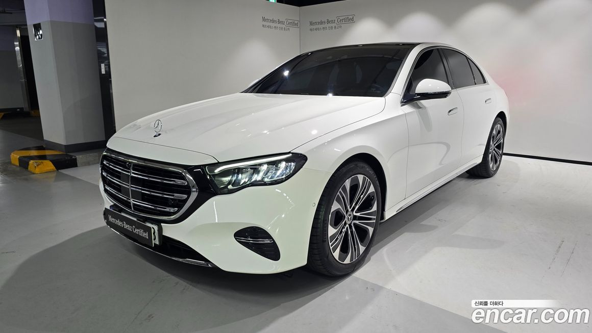 Mercedes-Benz E-Class 2024