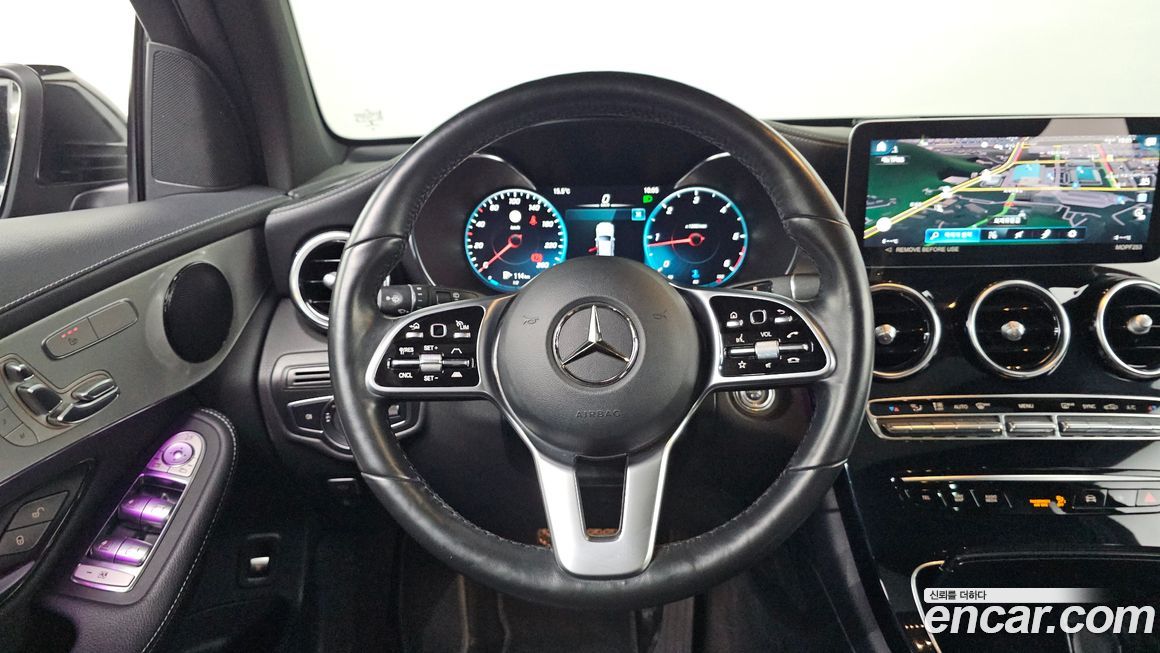 Mercedes-Benz GLC-Class 2022