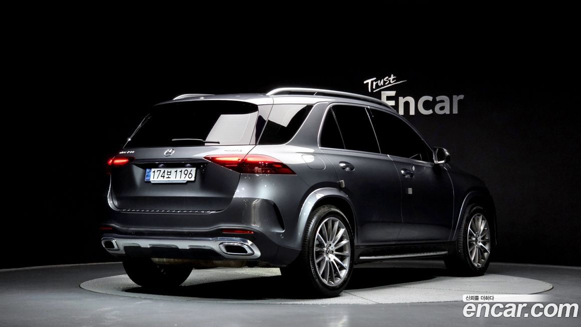 Mercedes-Benz GLE-Class 2023