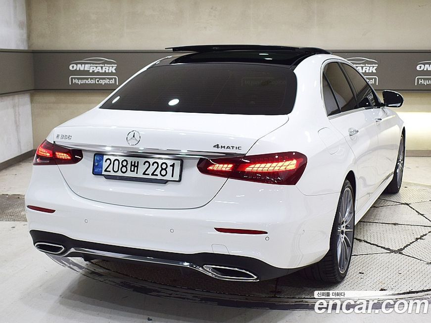 Mercedes-Benz E-Class 2022